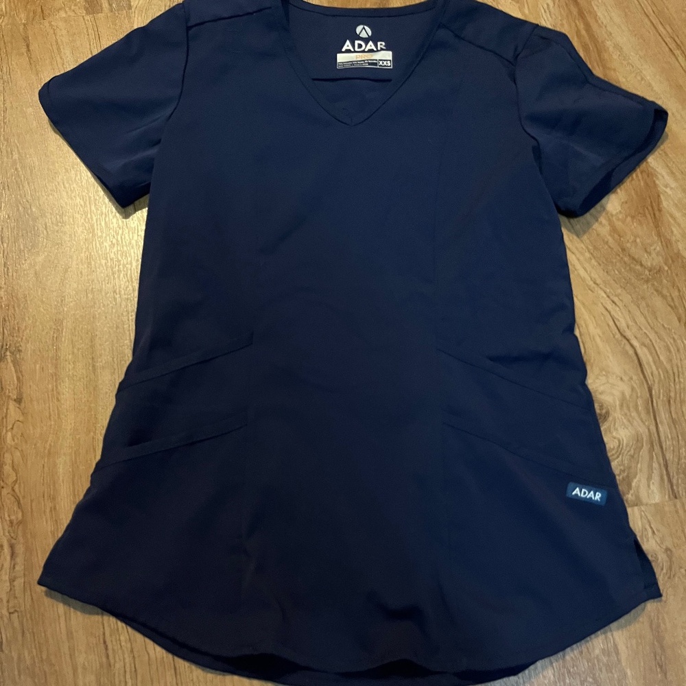 XS Adar navy scrub top